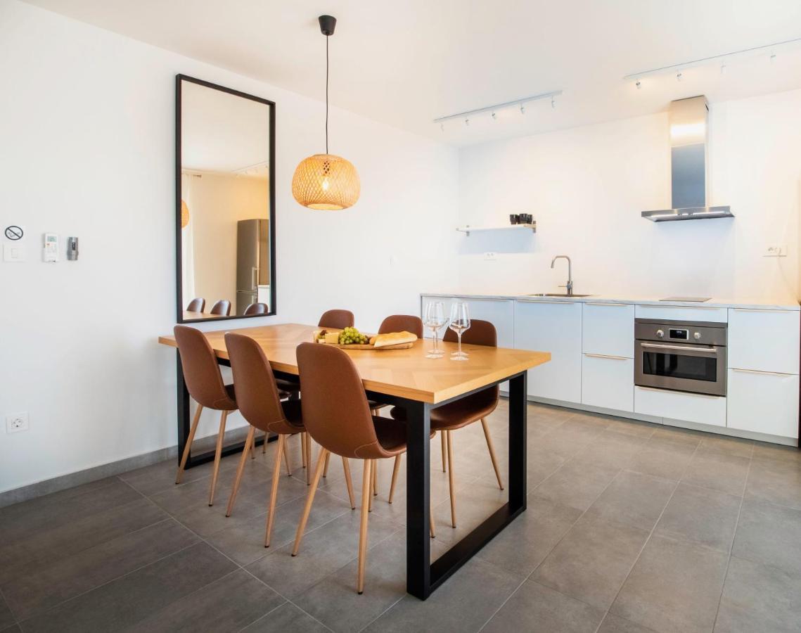 The Grande - Huge Terrace - Amazing Sea Views - Tastefully Furnished - Access To Rooftop Terrace And Gym - Hillside Apartments Rogoznica Rogoznica  Dış mekan fotoğraf