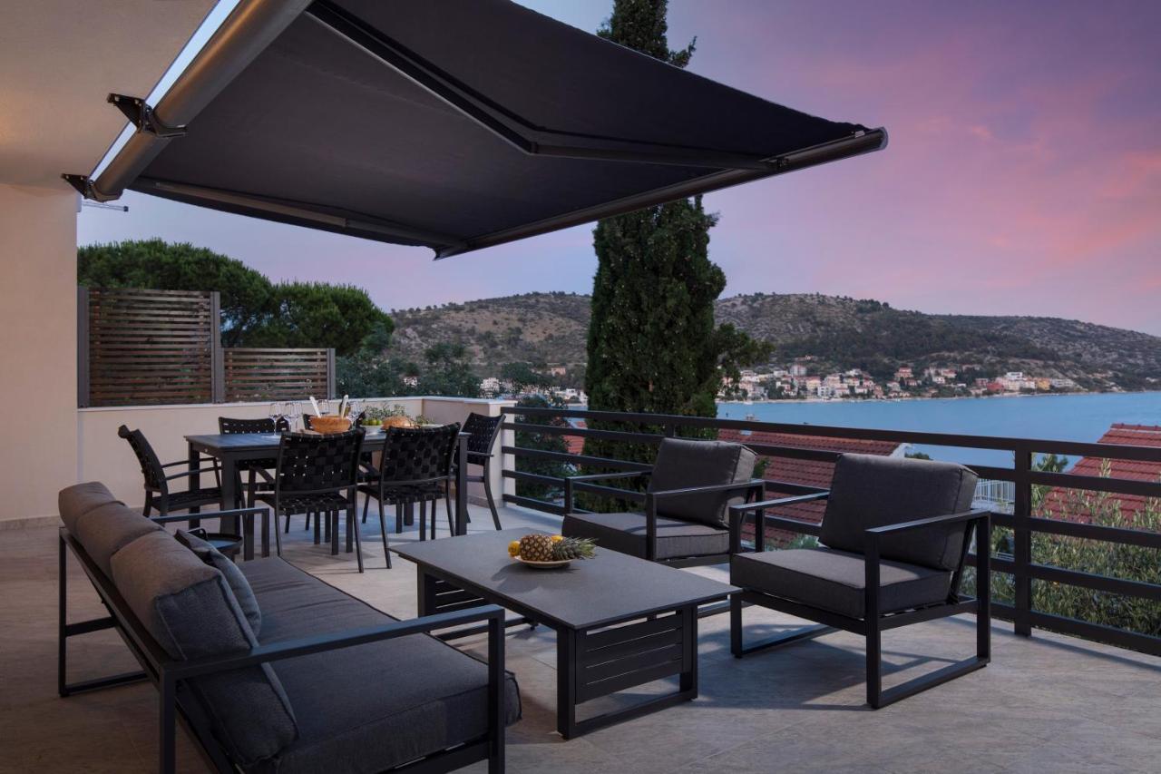 The Grande - Huge Terrace - Amazing Sea Views - Tastefully Furnished - Access To Rooftop Terrace And Gym - Hillside Apartments Rogoznica Rogoznica  Dış mekan fotoğraf
